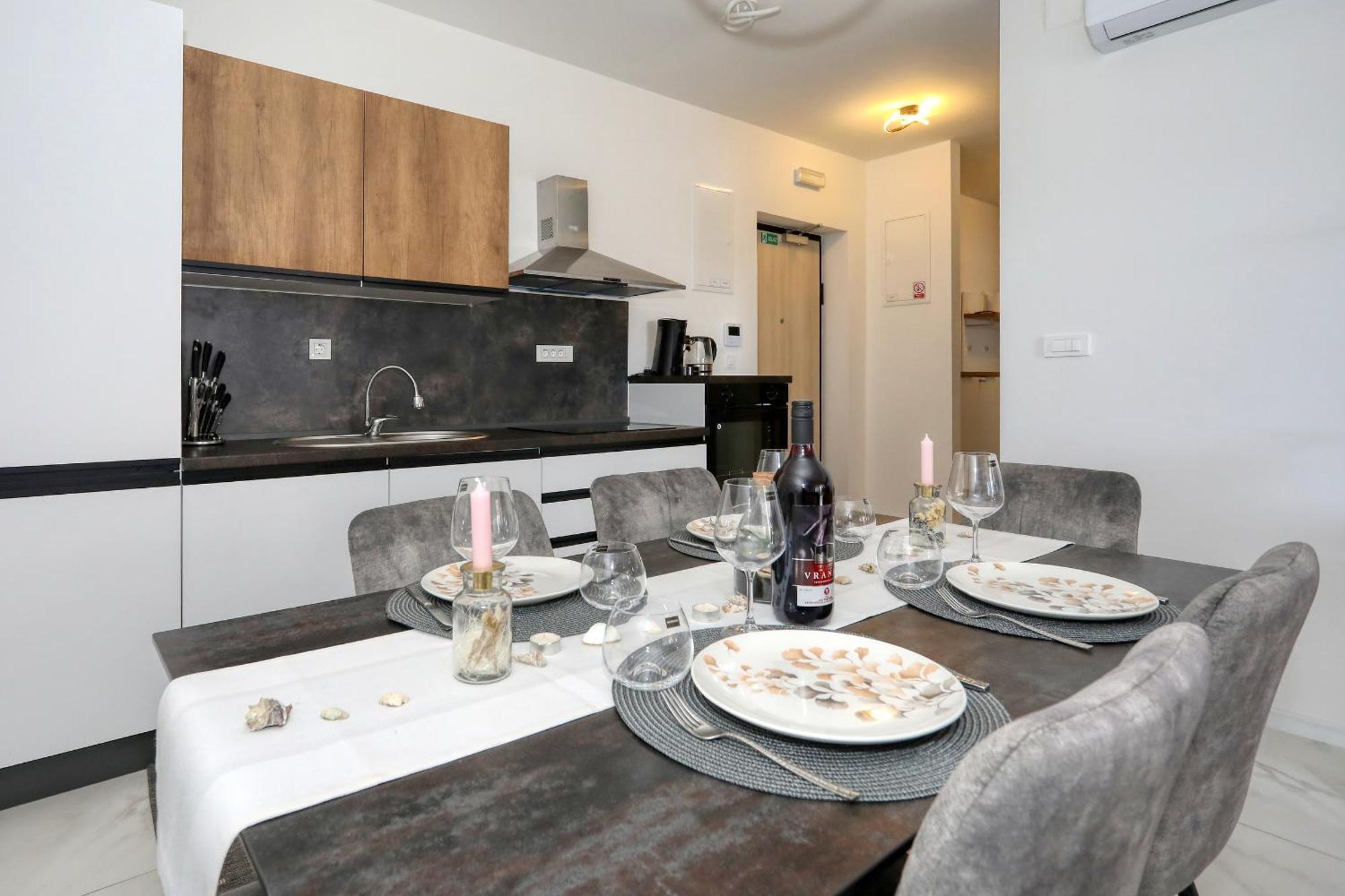 Apartment Relex With Pool & Jacuzzi Privlaka  Εξωτερικό φωτογραφία